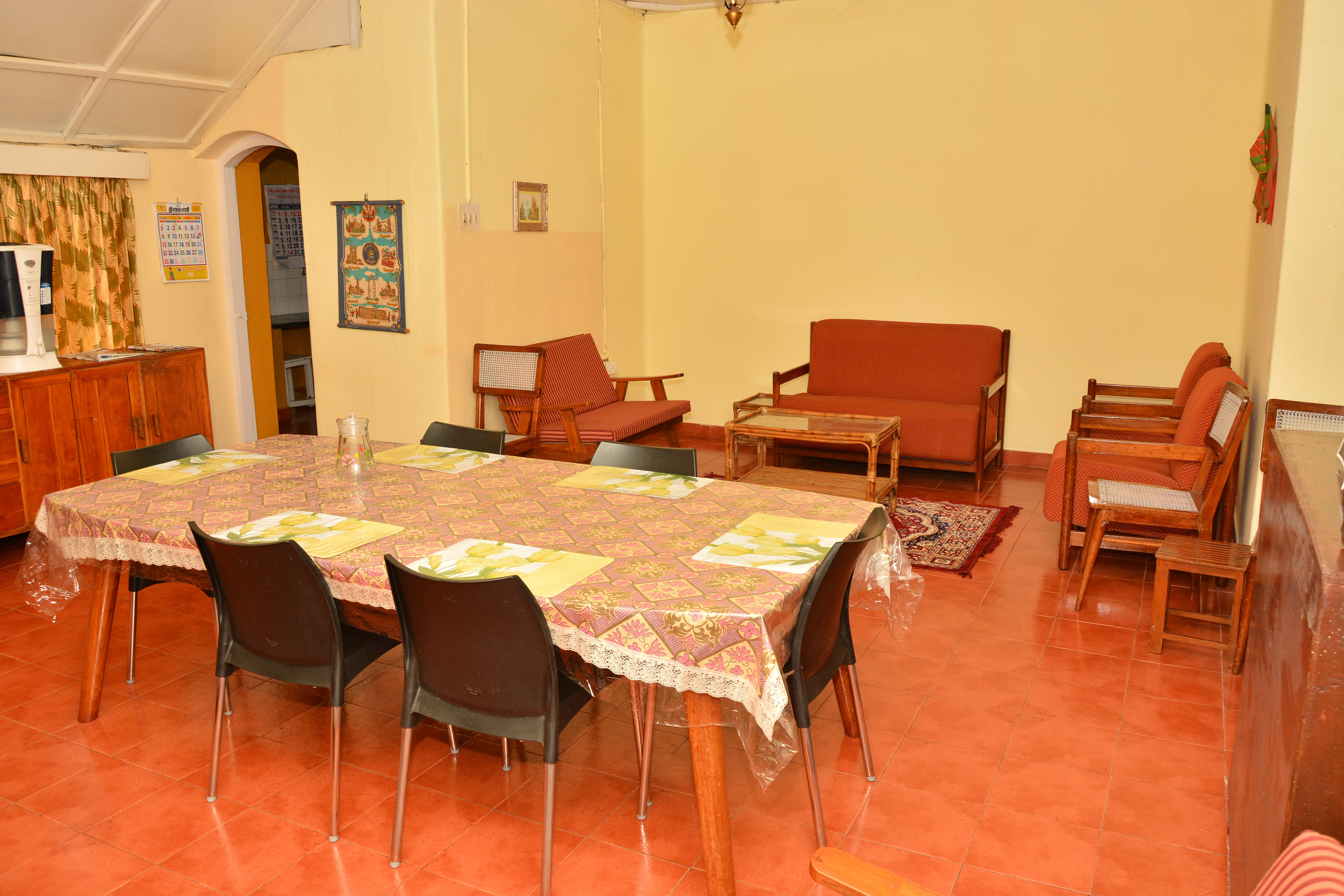 Valley View Dining Area